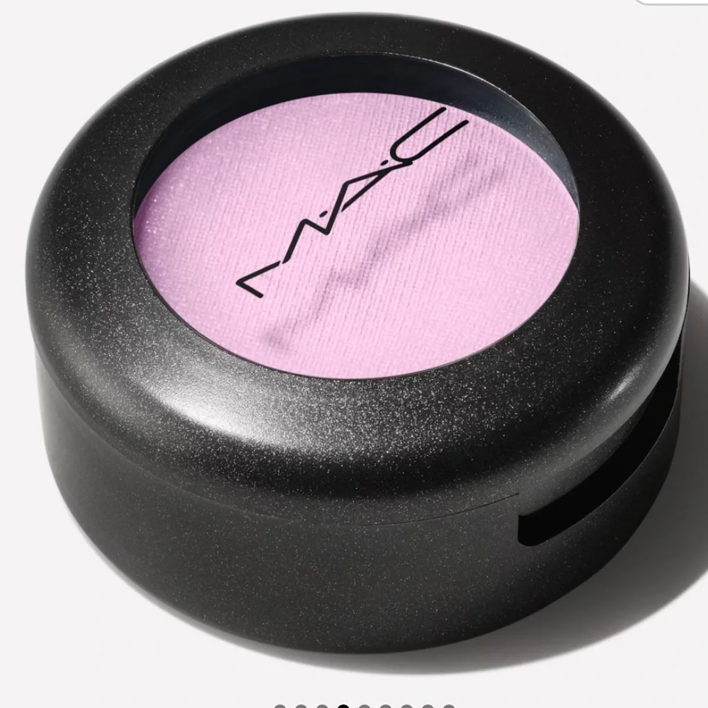 MAC #Humblebrag Lilac Frost Eye Shadow Icy Violet Purple Humblebrag